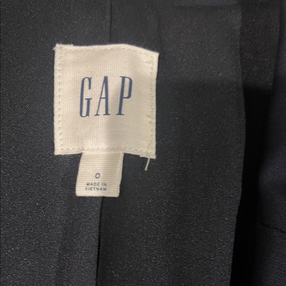 GAP Classic Black Blazer - Picture 3 of 3